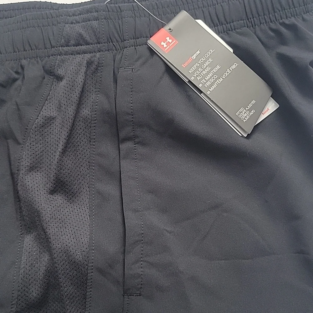 NWT Under Armour Men's Black Shorts